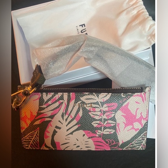 Furla card wallet wristlet in palm foliage - Picture 2 of 10